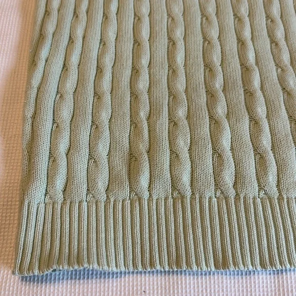 J. Galt Woman’s Cable Knit Vest in Light Green Color Size Small - Picture 9 of 10